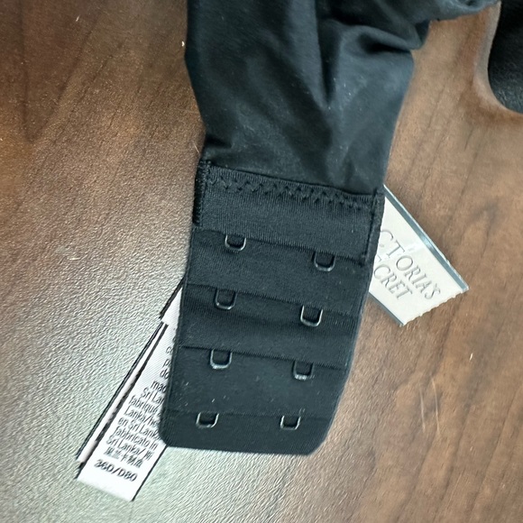 Body by Victoria’s Secret Full Coverage Bra size 36D - Picture 2 of 8